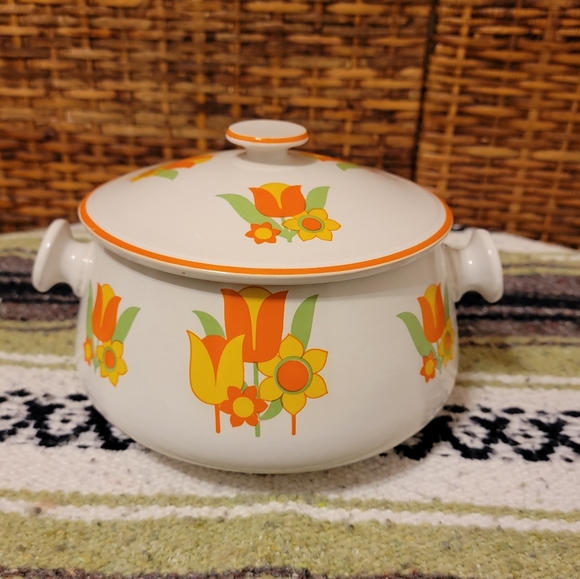 Stoneware Other - Vintage Stoneware Soup Tureen